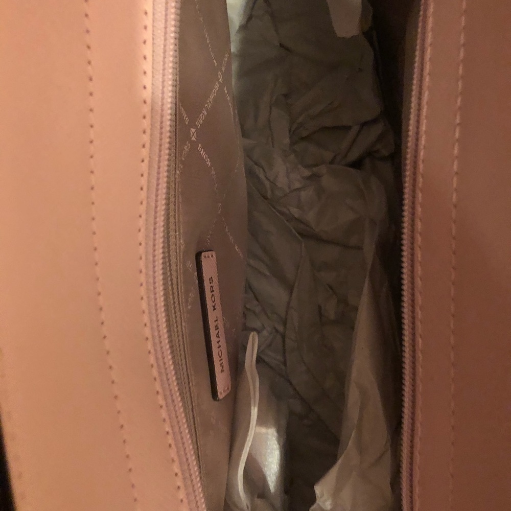 🎉HOST PICK HP🎉 Michael Kors Brand New Pink Large Selma Satchel - Picture 6 of 6